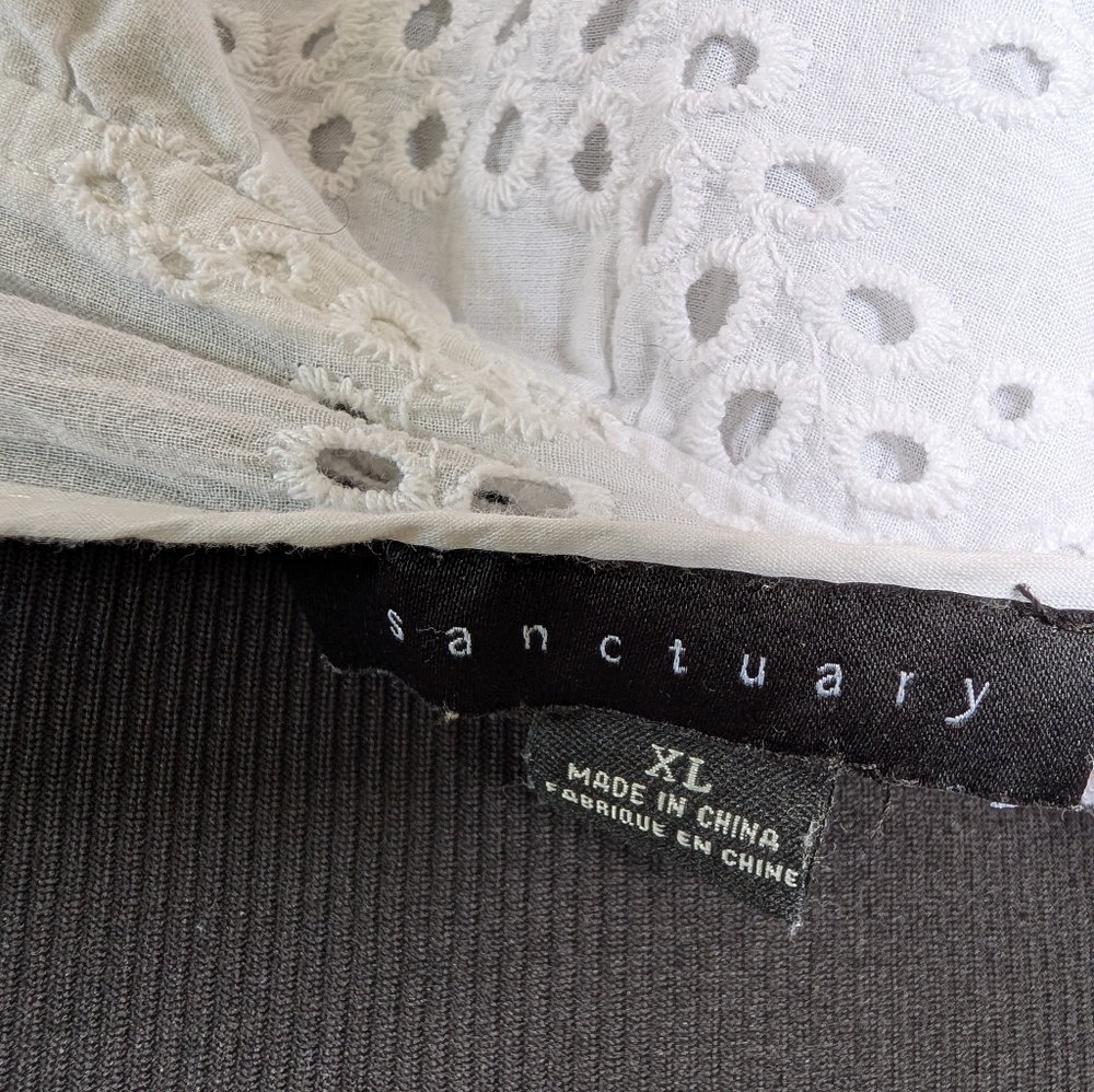 Sanctuary White Ruffled Cap Sleeve Blouse - Picture 5 of 5